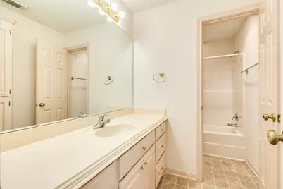 203 Lexington Avenue, Clute, TX 77531 - Photo 34