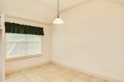 203 Lexington Avenue, Clute, TX 77531 - Photo 28