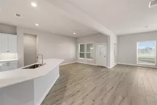 1524 N Blue Bonnet Ln, Angleton, TX 77515 - Photo 22