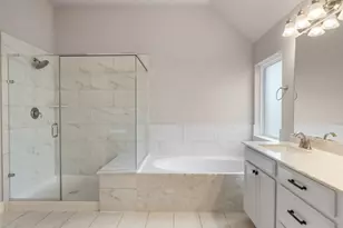 1524 N Blue Bonnet Ln, Angleton, TX 77515 - Photo 30