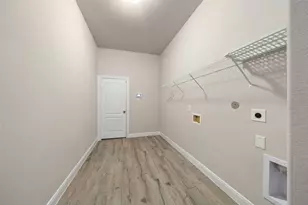 1524 N Blue Bonnet Ln, Angleton, TX 77515 - Photo 30