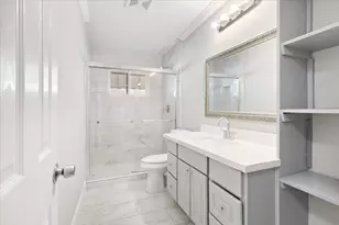 10019 Kirkdale Dr, Houston, TX 77089 - Photo 12