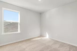 8320 Sunberry Shadow Dr, Houston, TX 77016 - Photo 8