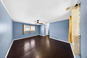 6015 De Moss Dr, Houston, TX 77081 - Photo 16