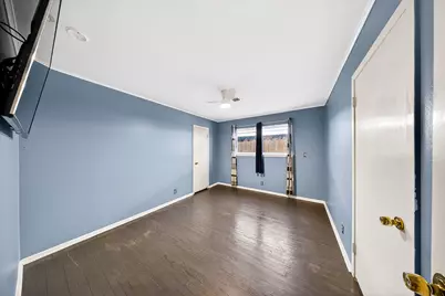 6015 De Moss Drive, Houston, TX 77081 - Photo 20