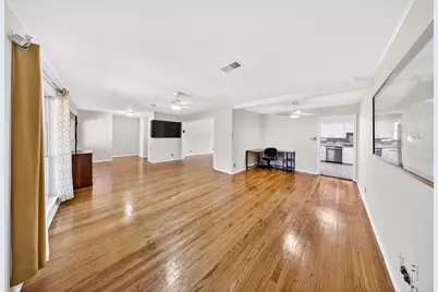 6015 De Moss Drive, Houston, TX 77081 - Photo 4