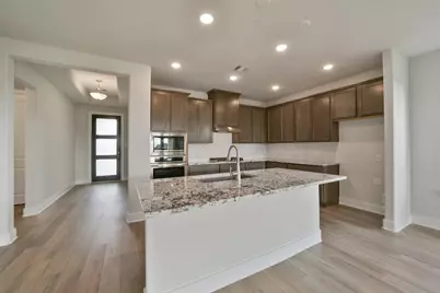 13625 Fairway Arbor Drive, Texas City, TX 77568 - Photo 10