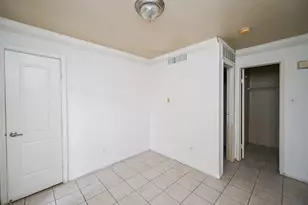 3900 Woodchase Dr, Houston, TX 77042 - Photo 22