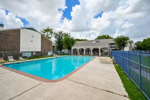 3900 Woodchase Dr, Houston, TX 77042 - Photo 30
