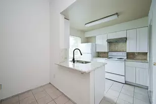 3900 Woodchase Dr, Houston, TX 77042 - Photo 10