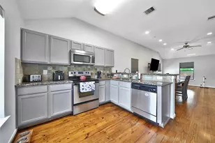 2314 Carr St, Houston, TX 77026 - Photo 10