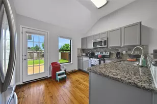 2314 Carr St, Houston, TX 77026 - Photo 8