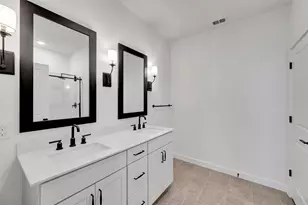 7726 Jade Crst Dr, Angleton, TX 77515 - Photo 16