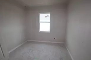 7726 Jade Crst Dr, Angleton, TX 77515 - Photo 10