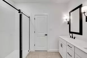 7726 Jade Crst Dr, Angleton, TX 77515 - Photo 18
