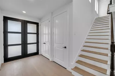 4320 Avron Drive, Stafford, TX 77477 - Photo 4