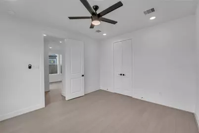 4320 Avron Drive, Stafford, TX 77477 - Photo 26