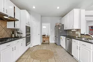2507 Stonebury Ln, Sugar Land, TX 77479 - Photo 6