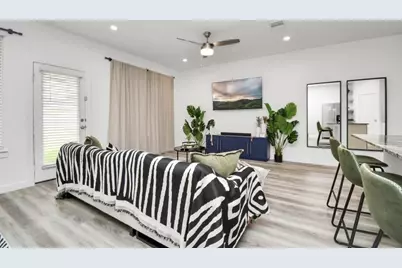 2913 Needham Garden Lane, Houston, TX 77051 - Photo 2