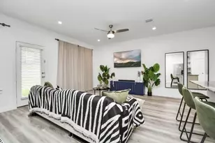 2913 Needham Gdn Ln, Houston, TX 77051 - Photo 2