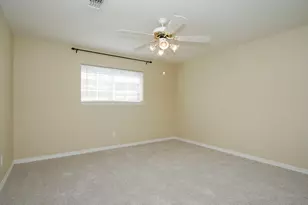 422 Cherry Laurel Dr, Tomball, TX 77375 - Photo 36