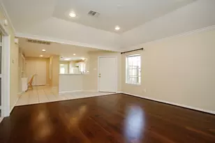 422 Cherry Laurel Dr, Tomball, TX 77375 - Photo 12