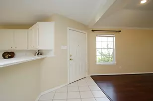 422 Cherry Laurel Dr, Tomball, TX 77375 - Photo 6