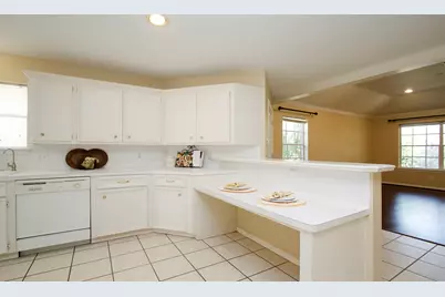 422 Cherry Laurel Drive, Tomball, TX 77375 - Photo 16