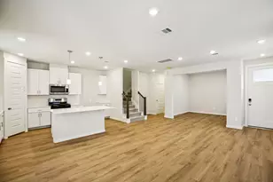2310 King Mackerel Dr, Kemah, TX 77565 - Photo 2