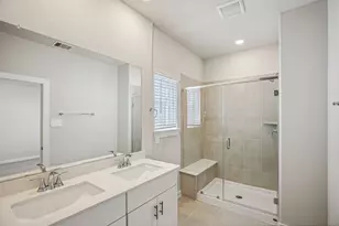 555 Avisa Dr, Kemah, TX 77565 - Photo 34