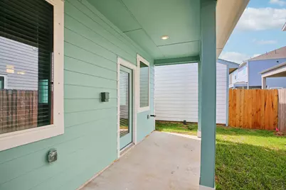 555 Avisa Drive, Kemah, TX 77565 - Photo 38