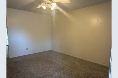 101 Willenberg Road #9, Lake Jackson, TX 77566 - Photo 6