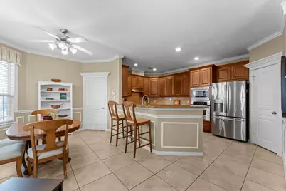 1302 Ella Place, Houston, TX 77008 - Photo 10