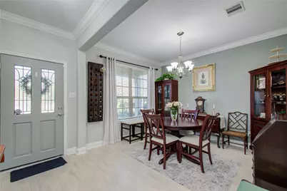 19 Canterborough Place, Tomball, TX 77375 - Photo 4