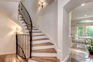 1916 W Bell St, Houston, TX 77019 - Photo 8
