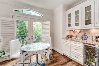 1916 W Bell Street #A, Houston, TX 77019 - Photo 6