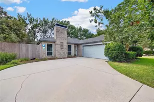 12135 Ella Lee Ln, Houston, TX 77077 - Photo 4