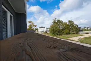 1614 Euel St, Houston, TX 77009 - Photo 18