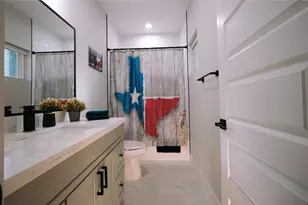 1614 Euel St, Houston, TX 77009 - Photo 14