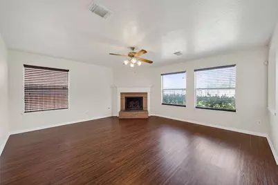 6002 Villa Hills Drive, Houston, TX 77066 - Photo 10