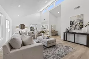 6207 Rollingbrook Dr, Houston, TX 77096 - Photo 2