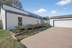 6207 Rollingbrook Dr, Houston, TX 77096 - Photo 40