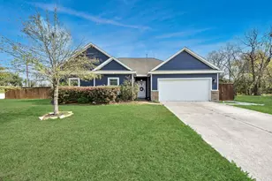 2311 Canfield St, Houston, TX 77004 - Photo 2