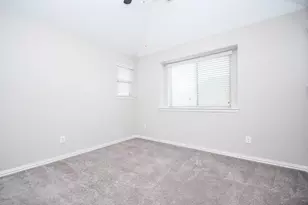 19203 Presa Canyon Dr, Cypress, TX 77433 - Photo 18