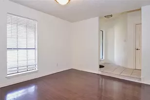 2915 Mesquite Dr, Sugar Land, TX 77479 - Photo 6