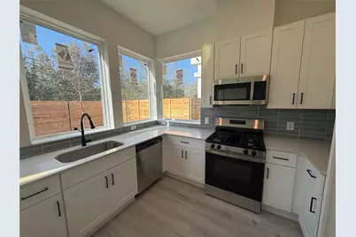 2000 Riverside Farms Road #21101, Austin, TX 78741 - Photo 14