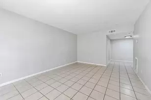 9616 Long Point Rd, Houston, TX 77055 - Photo 8