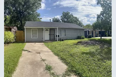 5211 Myrtlewood Street, Houston, TX 77033 - Photo 14