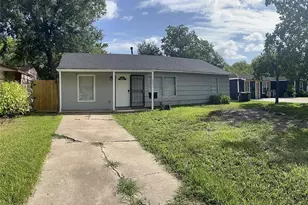 5211 Myrtlewood St, Houston, TX 77033 - Photo 14