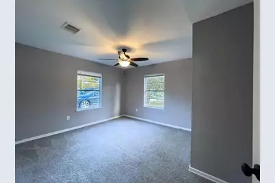 5211 Myrtlewood Street, Houston, TX 77033 - Photo 8